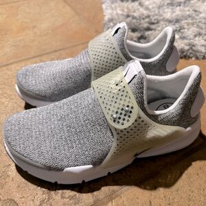 🔥 Nike Sock Dart SE White/Black-Metro Grey NEW❤️‍🔥
